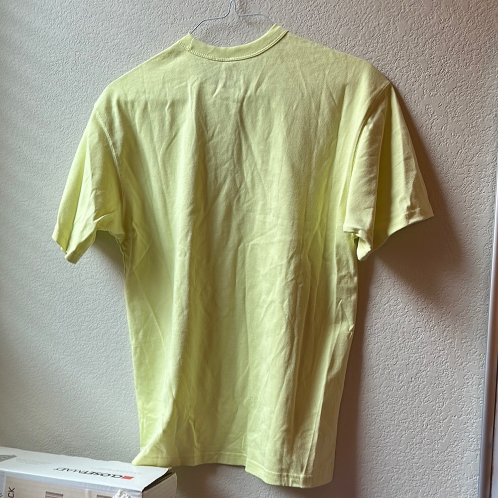 Nike Men's Sportswear Premium Essentials T-Shirt - Size Medium - Picture 3 of 3